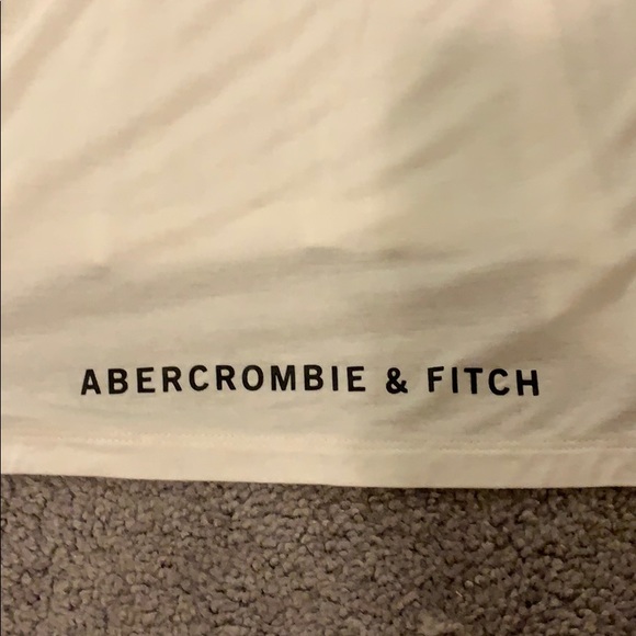 Abercrombie and Fitch Top - Picture 3 of 3